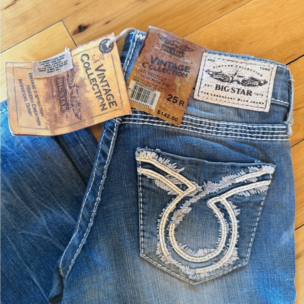 Big Star vintage collection Liv Bootcut 25R  NWT